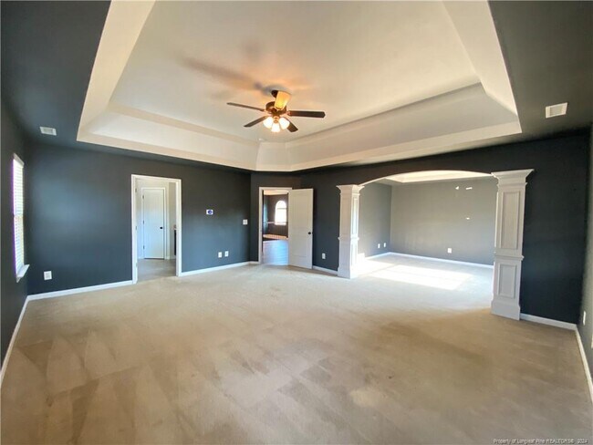 Building Photo - 199 Skycroft Dr