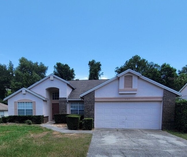 Primary Photo - 127 Madrona Dr