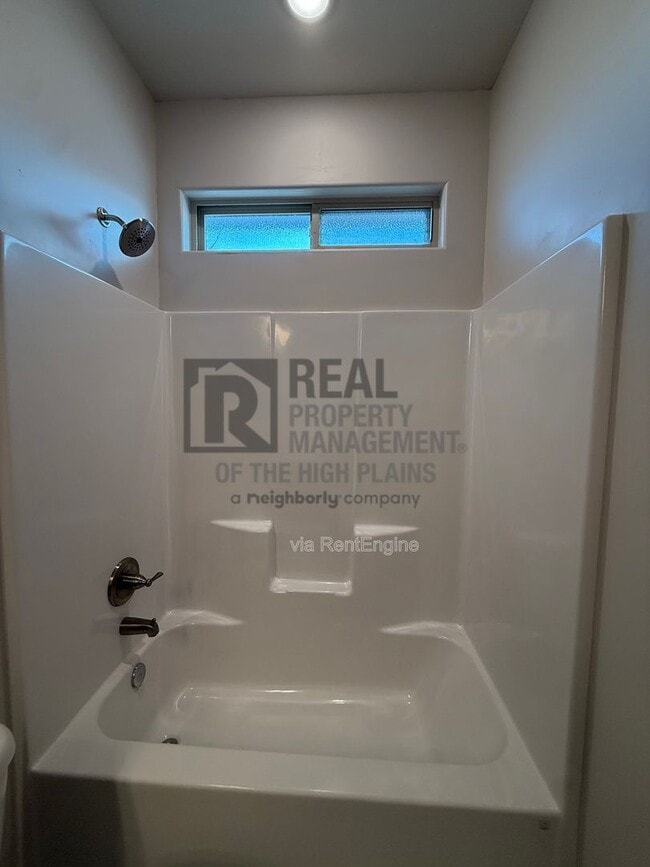 Building Photo - 1426 Fume Blvd