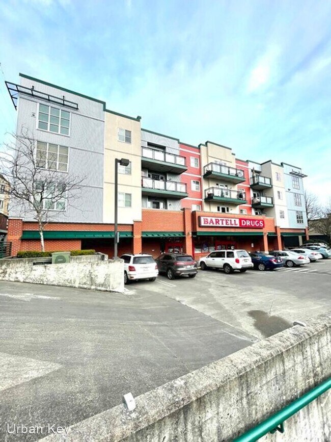 Primary Photo - 2331 42nd Ave SW