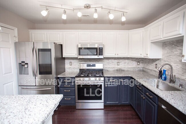 Building Photo - 606 Tanglewood Dr