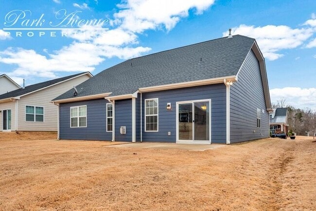 Building Photo - 444 Trillium Way