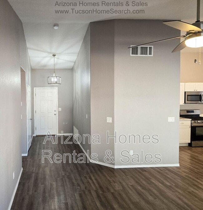 Building Photo - 9169 E Wild Wash Dr