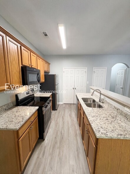 Building Photo - 8514 Kaden Dr