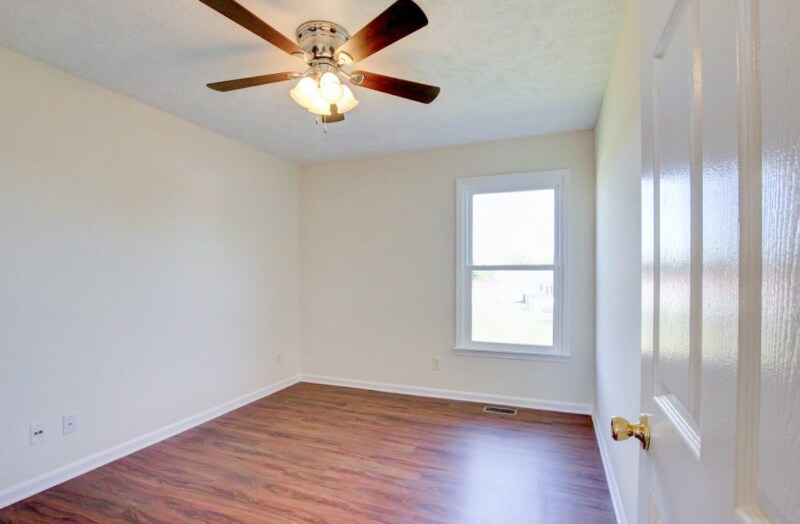 Building Photo - 1065 Bobcat Dr