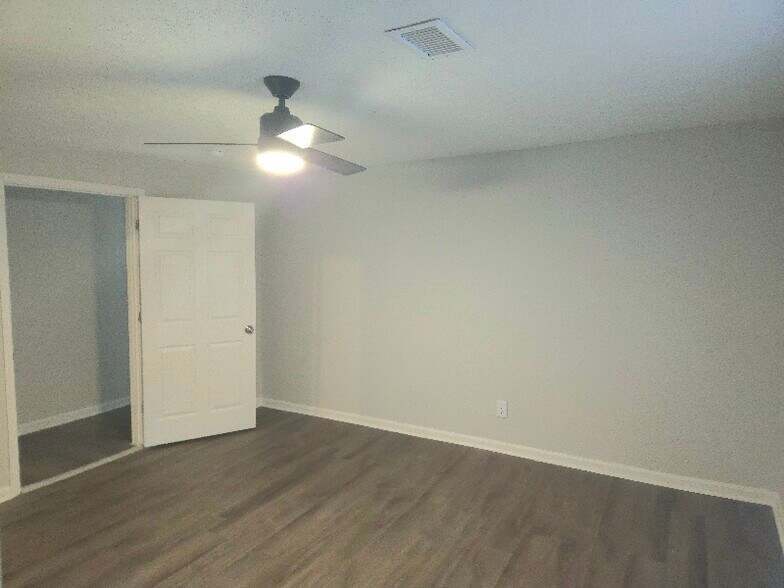 Building Photo - 1191 Carroll St