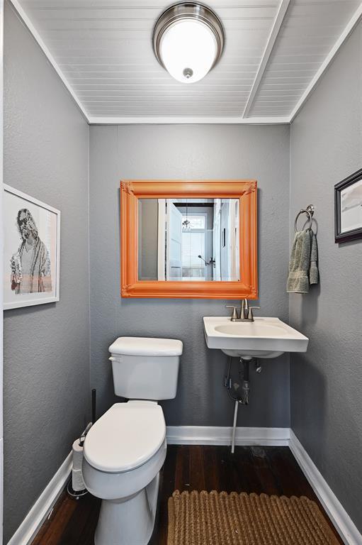 Building Photo - 104 Hoxie St