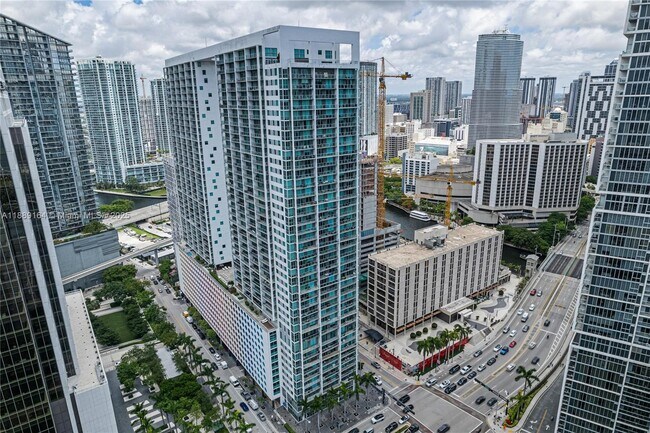 Building Photo - 500 Brickell Ave
