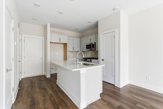 Building Photo - 742 Urban Grange Way