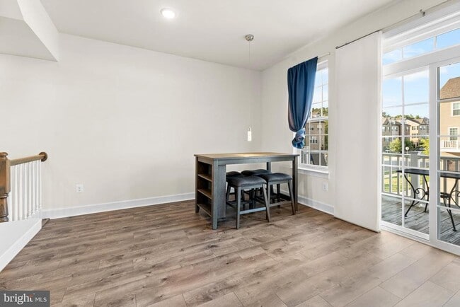 Building Photo - 2962 Chalkstone Pl