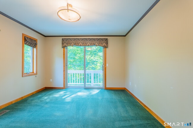 Building Photo - 32 Horseshoe Ridge Rd