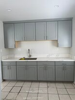 Building Photo - 141 Marguerita Ave