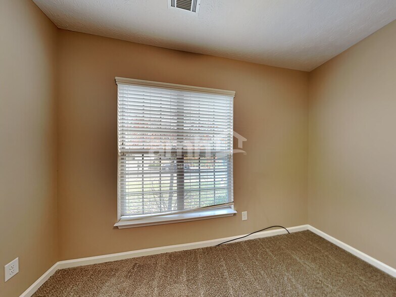 Building Photo - 115 Otter Glen Dr