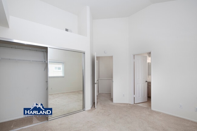 Building Photo - 7110 Calabria Ct