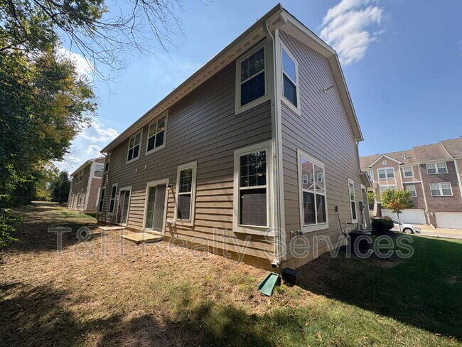 Building Photo - 5657 Brownstone Dr