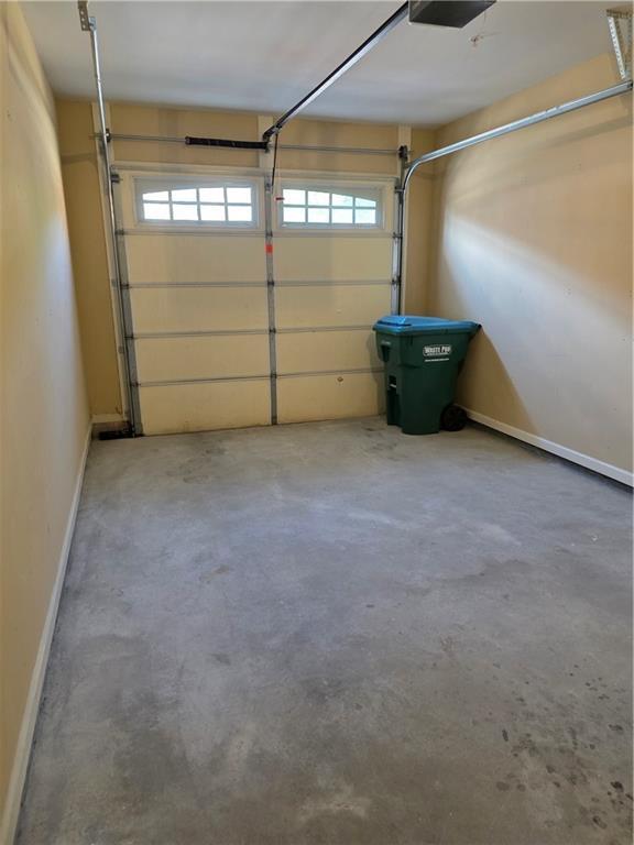 Building Photo - 119 Riverwatch Ct