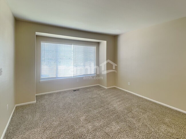 Building Photo - 16916 Molina Pl