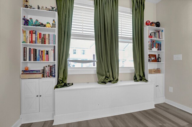 Building Photo - 328 Starfish Ln