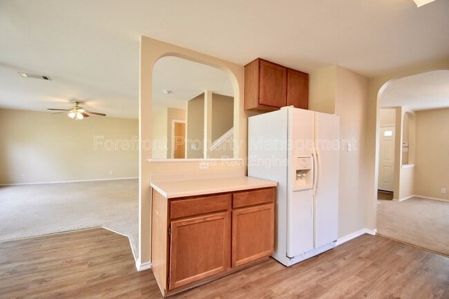 Building Photo - 10527 Cub Haven