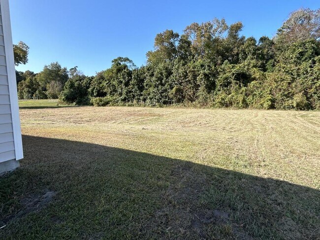 Building Photo - 205 Math Pl