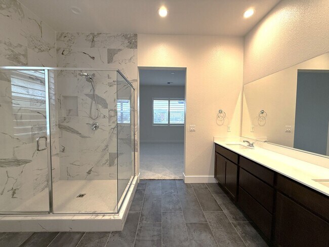 Building Photo - Beautiful single story Toll Brothers Home in The Prestiges Stonebrook Community