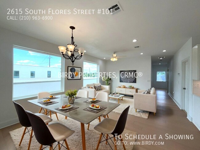 Building Photo - 2615 S Flores St
