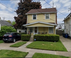 Building Photo - 1934 Brame Pl