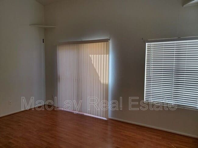 Building Photo - 510 W Sereno Dr