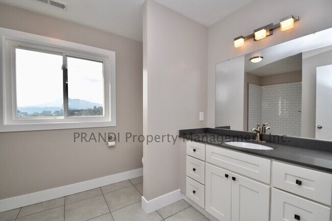 Building Photo - Country Club San Rafael Home with Pool and...