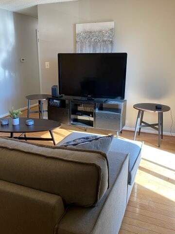 Building Photo - 1012 Ravens Crest Dr