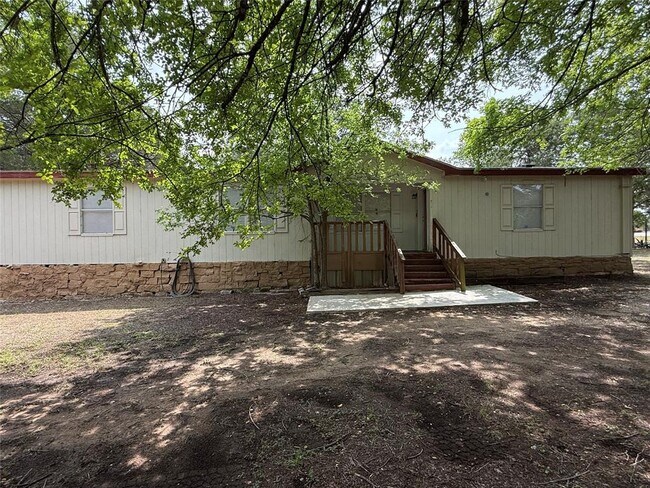 Primary Photo - 192 Lba Dr