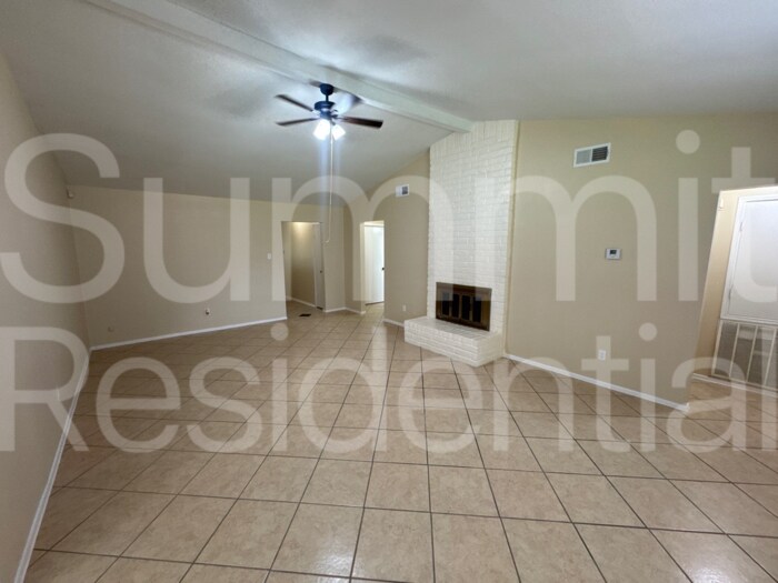 Building Photo - 7214 Foxbend Ln