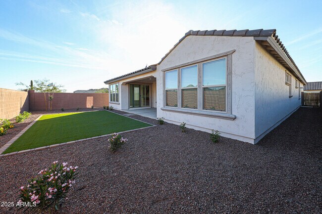 Building Photo - 27633 N 71st Ave