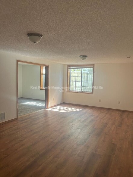 Building Photo - 10805 E Funston St