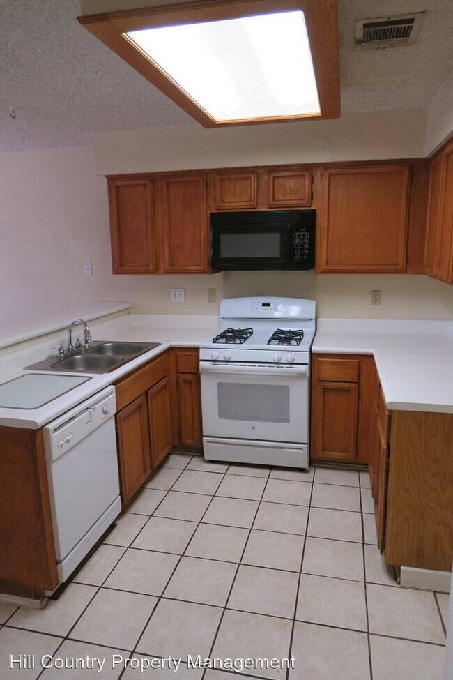 Building Photo - 3 br, 2.5 bath House - 12803 Humphrey Drive