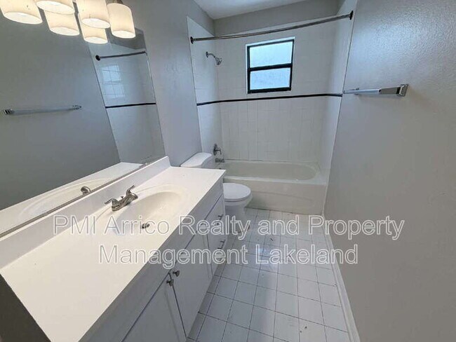 Building Photo - 3584 Raintree Cir