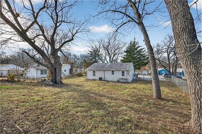 Building Photo - 1045 S 50th Terrace