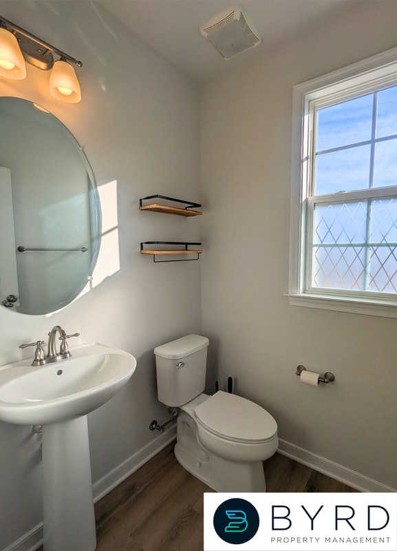 Building Photo - 1325 Claytor Ln