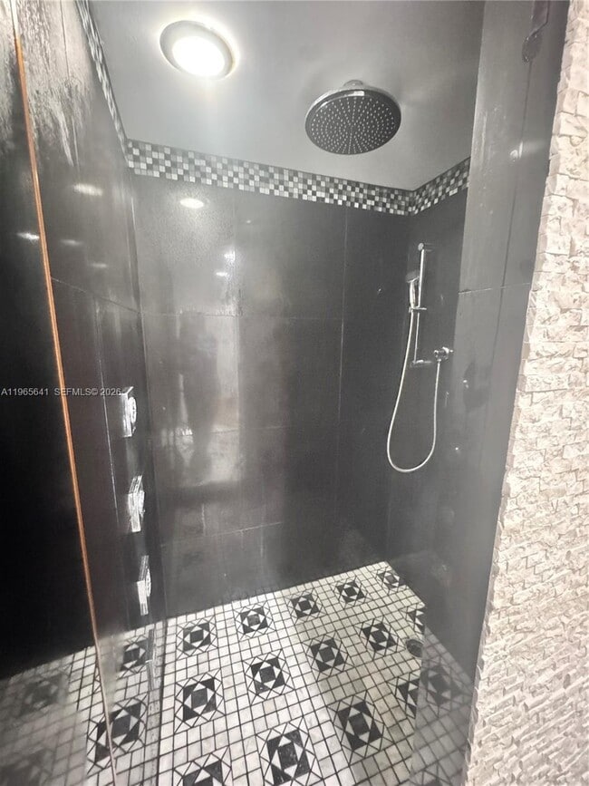 Building Photo - 3994 Estepona Ave