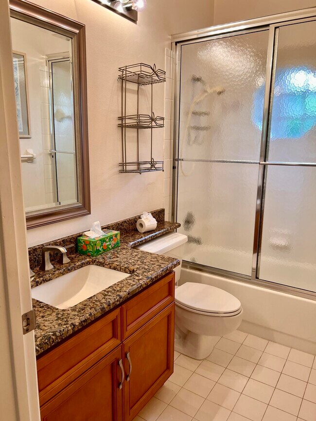 Building Photo - 602 Sabal Palm Ln