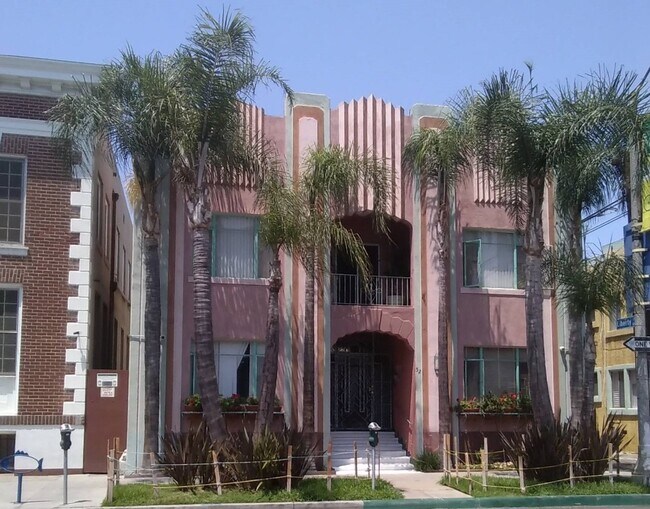 Building Photo - 521 E 3rd St