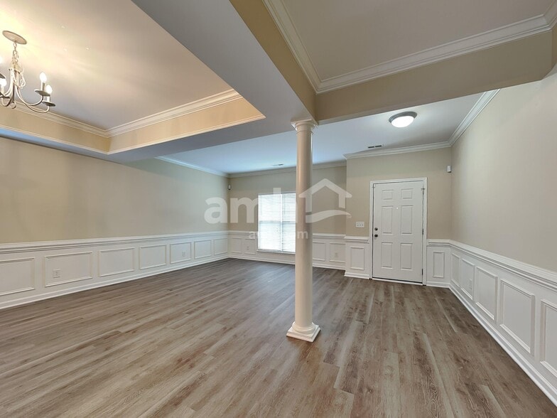 Building Photo - 3735 Village Springs Dr