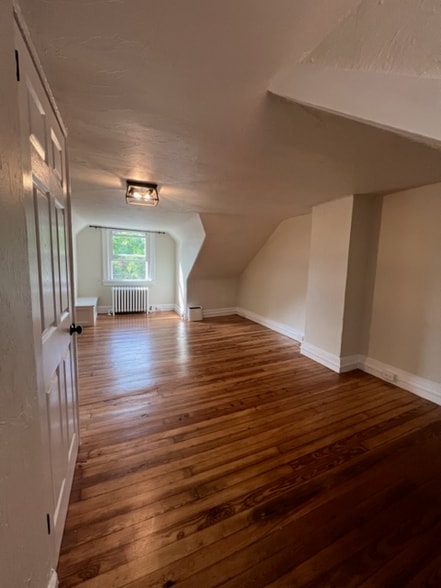 Building Photo - 49 Green St