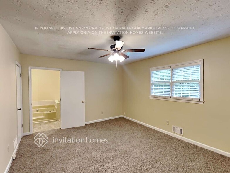 Building Photo - 133 Fox Ridge Ct