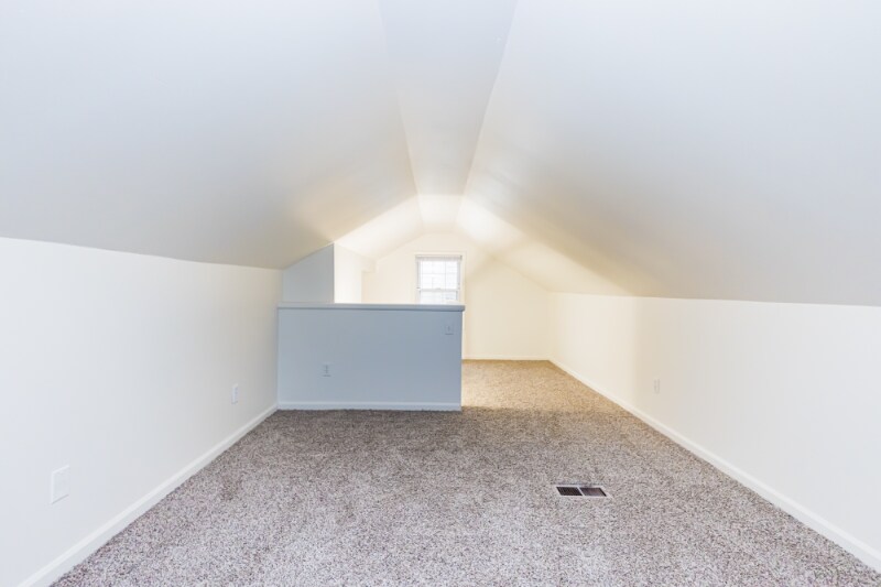 Building Photo - 4545 Calumet Ave