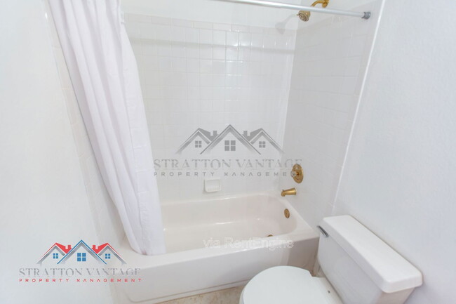 Building Photo - 24625 S Rosewood Dr