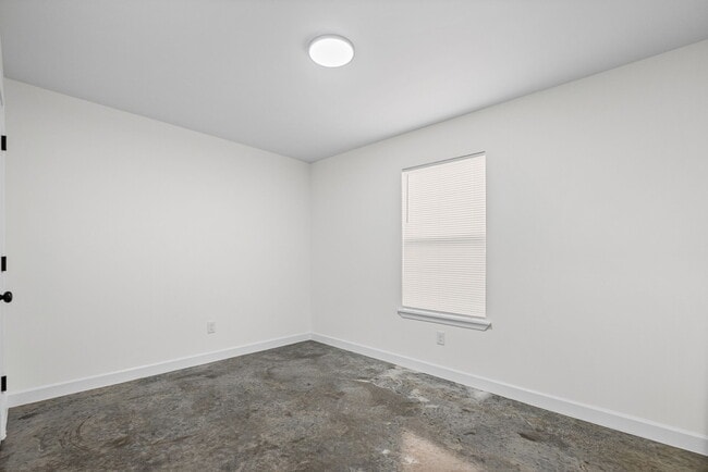 Building Photo - 1422 Rozelle St