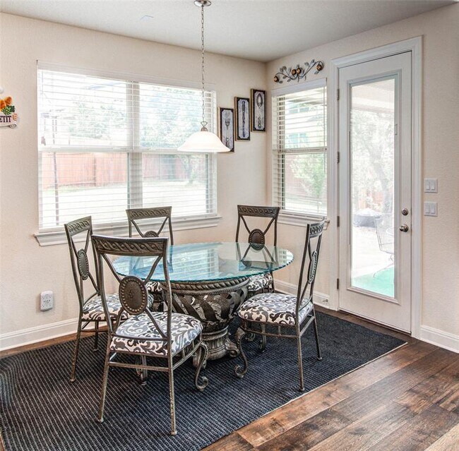 Building Photo - 15621 Cabrillo Way