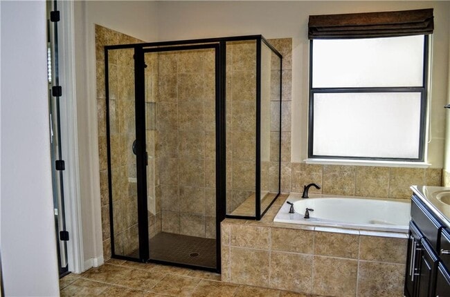 Building Photo - 117 Calima Cove