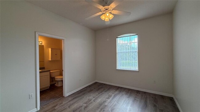 Building Photo - 112 Monroe Cir